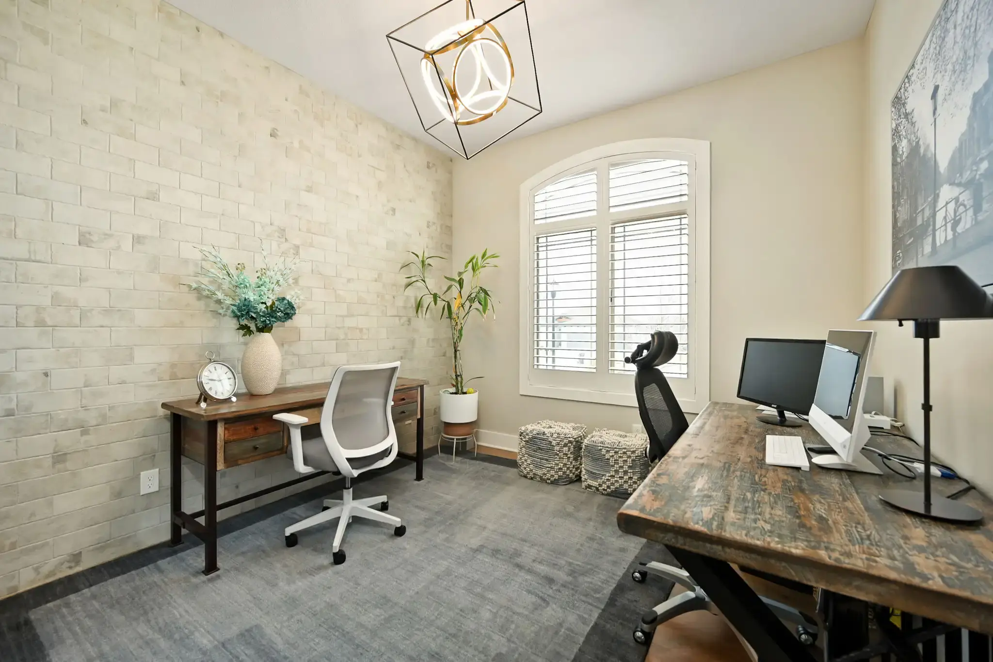 Secondary bedroom or office on main level in Cedar Creek